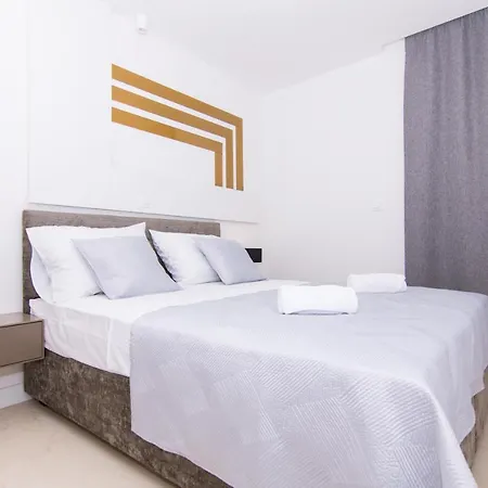 Apartament 21 A *
